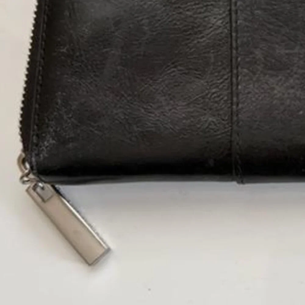 Tory Burch Black Leather Zip-Around Continental Wallet
